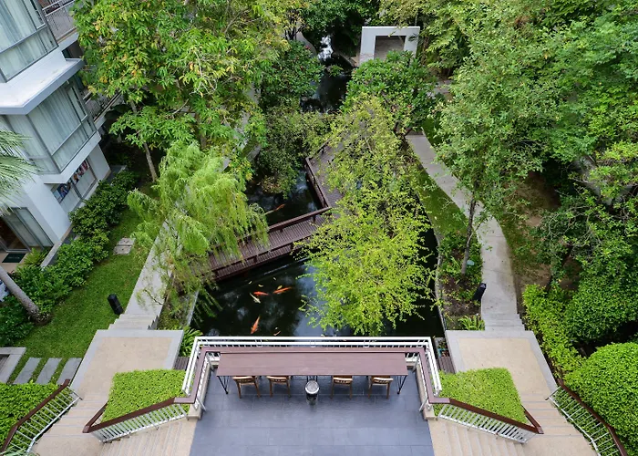 The Park Nine Srinakarin Hotel Banguecoque